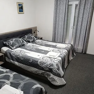  Apartman Viva Riva Croatia